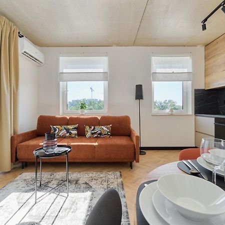 Fresh & Stylish Apartments In Poznan With Parking & Balcony By Noclegi Renters Exterior photo
