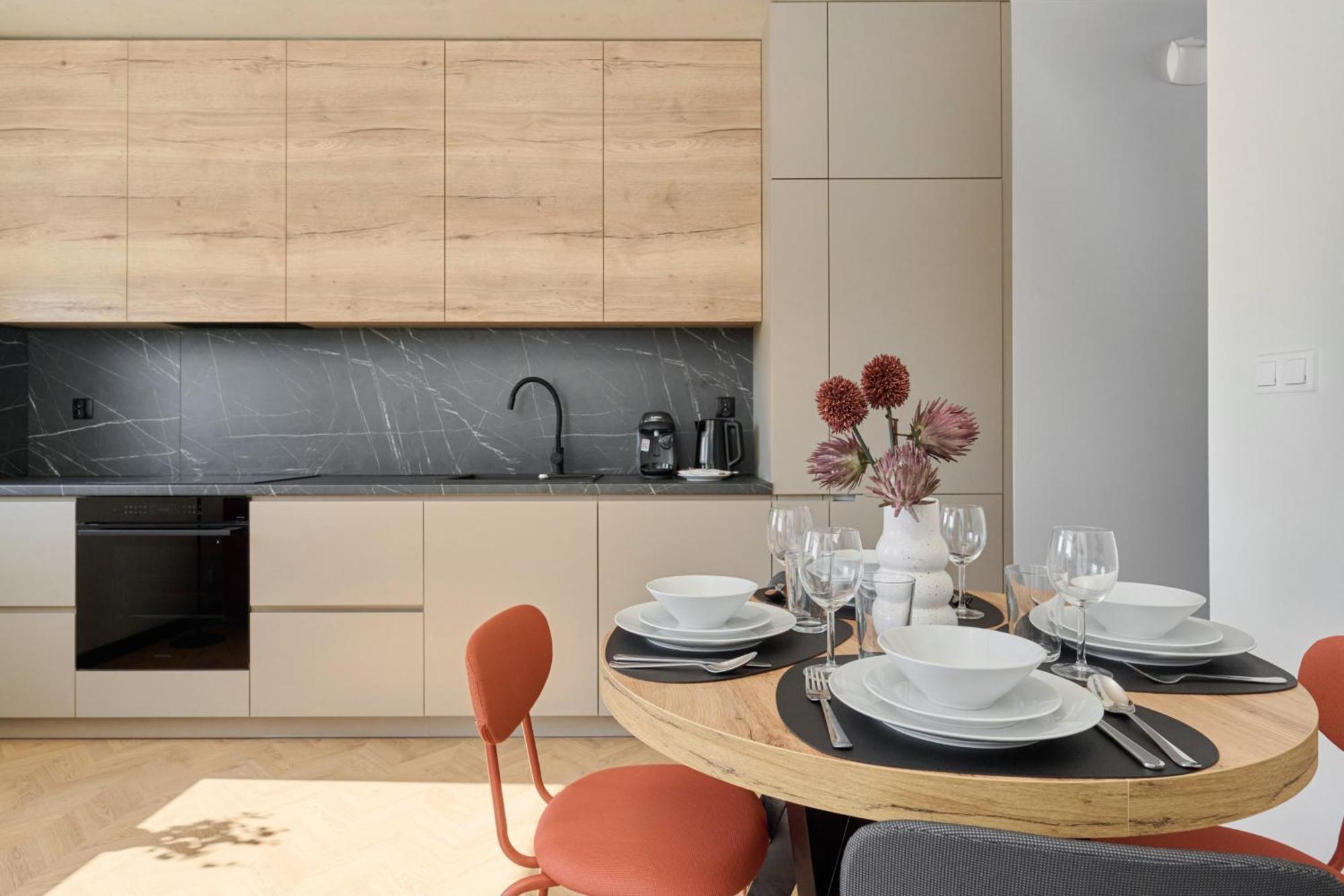 Fresh & Stylish Apartments In Poznan With Parking & Balcony By Noclegi Renters Exterior photo